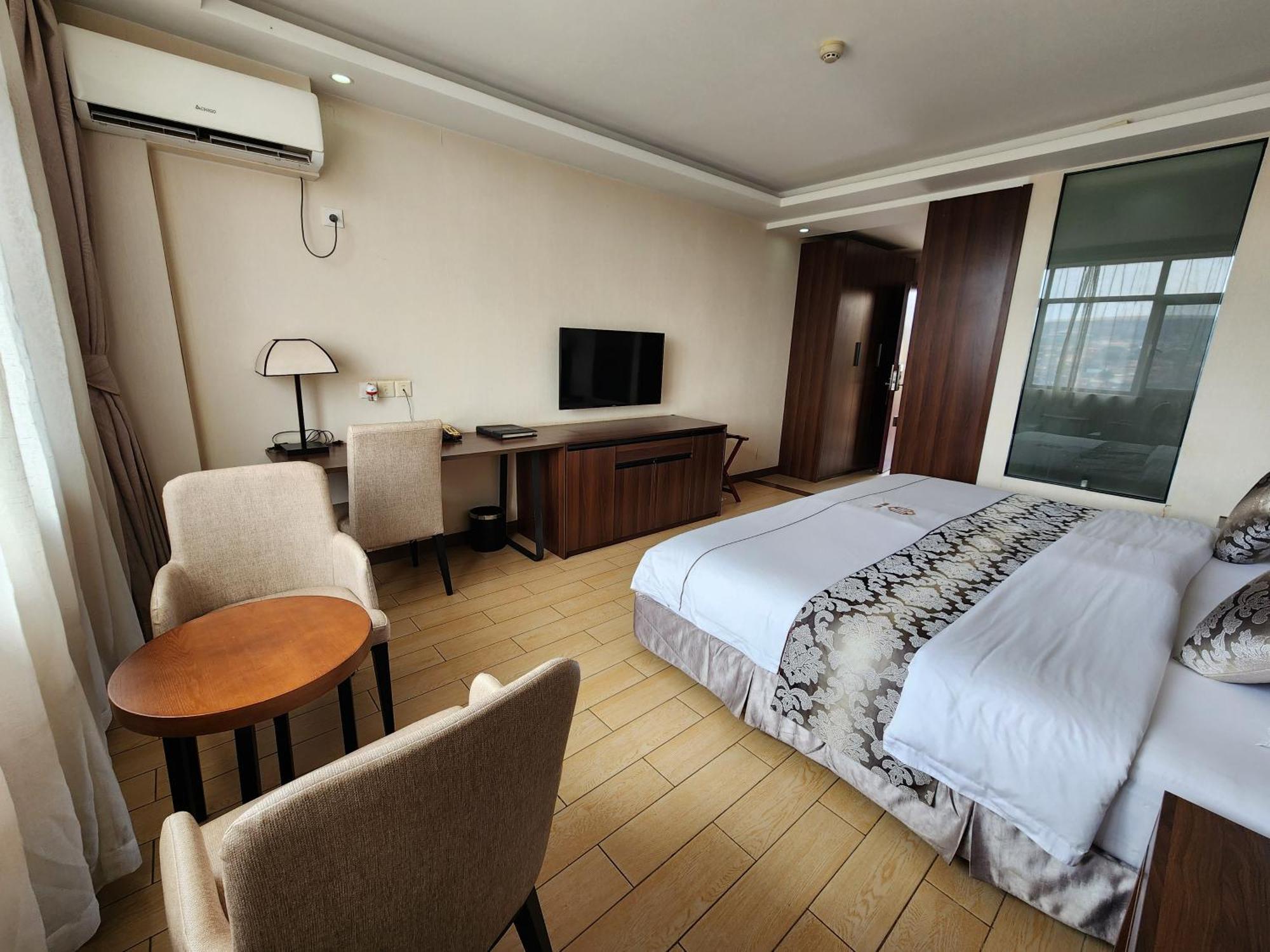 Dmall Hotel Kigali Exterior photo